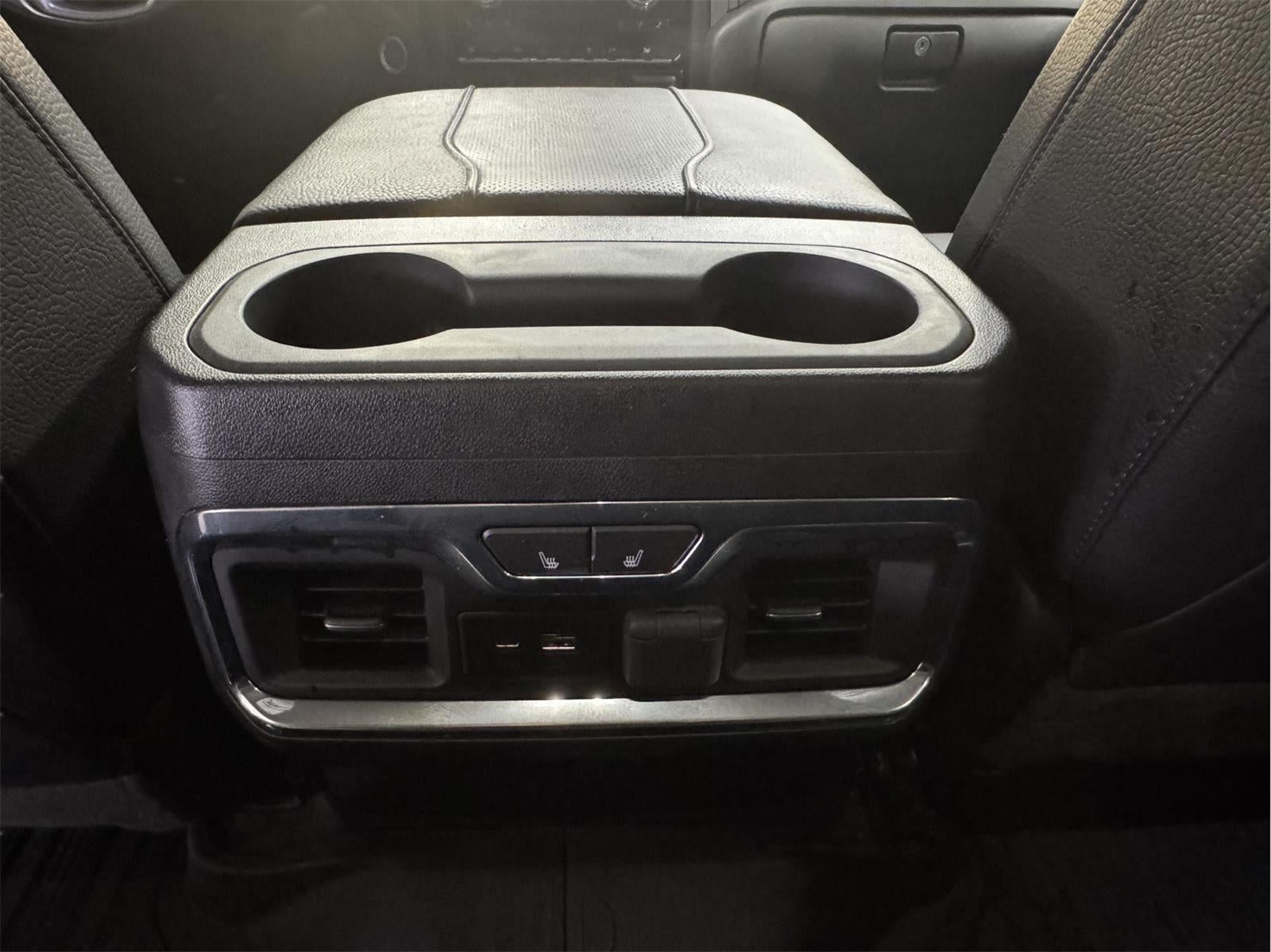 2023 GMC Sierra 3500 HD Denali