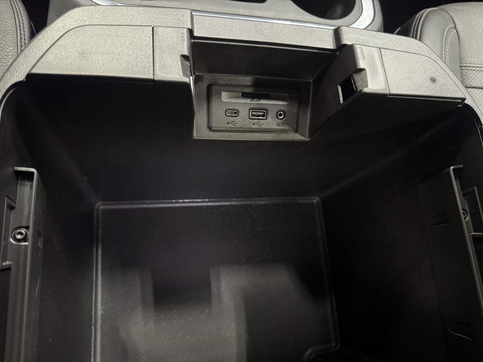 2023 GMC Sierra 3500 HD Denali