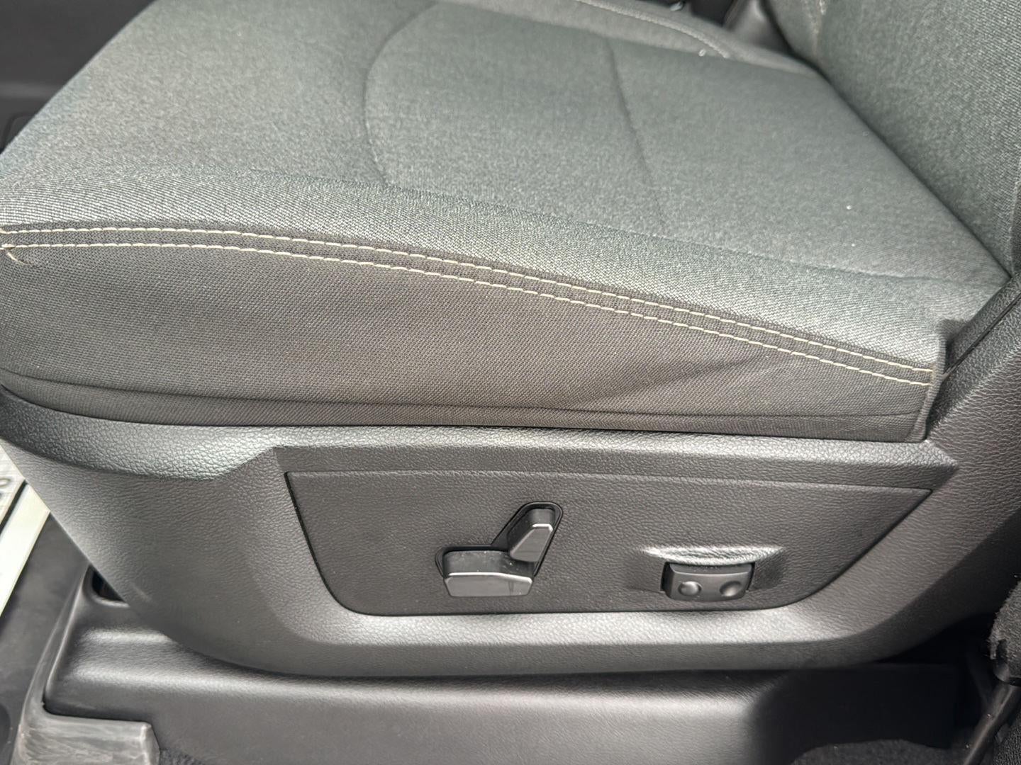 2024 RAM 2500 Big Horn Crew Cab 4x4 6'4" Box