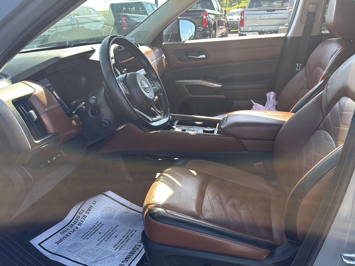 2022 Nissan Pathfinder Platinum 4WD