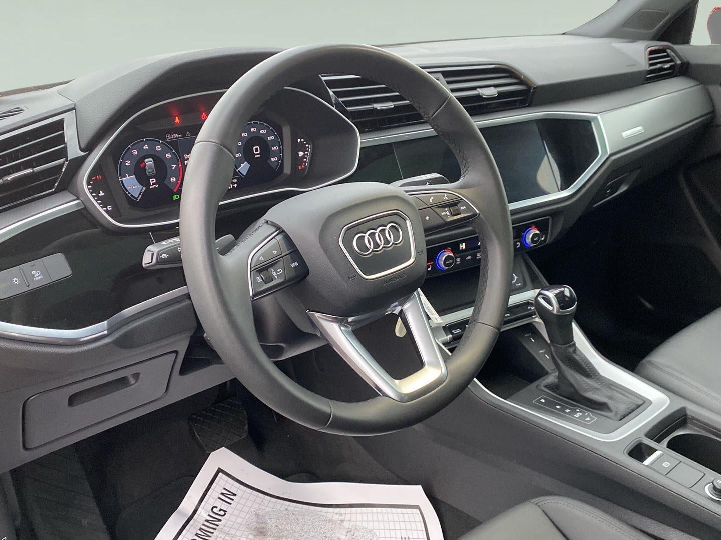 2025 Audi Q3 S line Premium