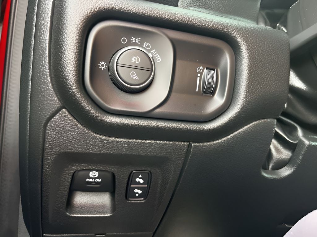 2023 RAM 1500 Big Horn/Lone Star 3.0 DIESEL