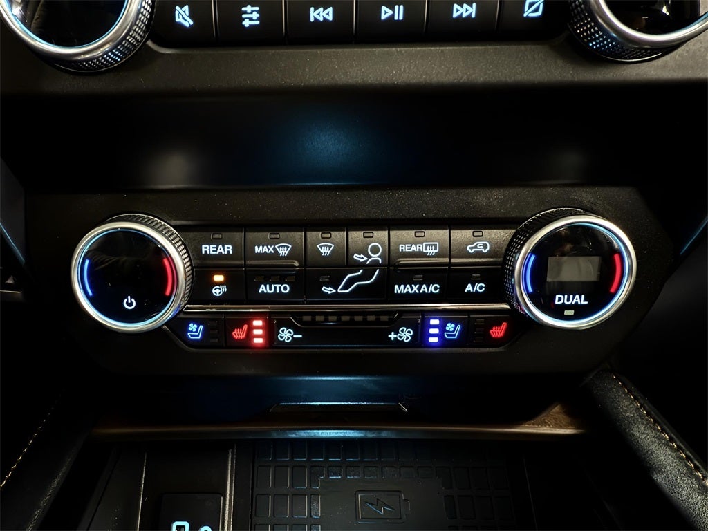 2021 Ford Expedition Max Platinum 22's