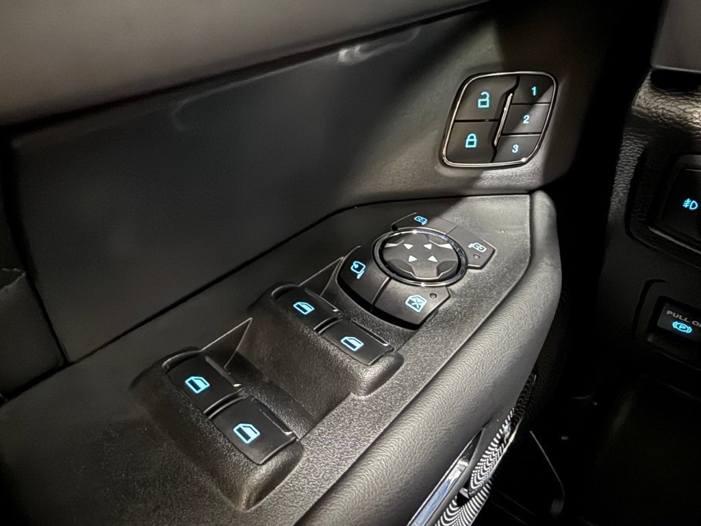 2021 Ford Expedition Max Platinum 22's