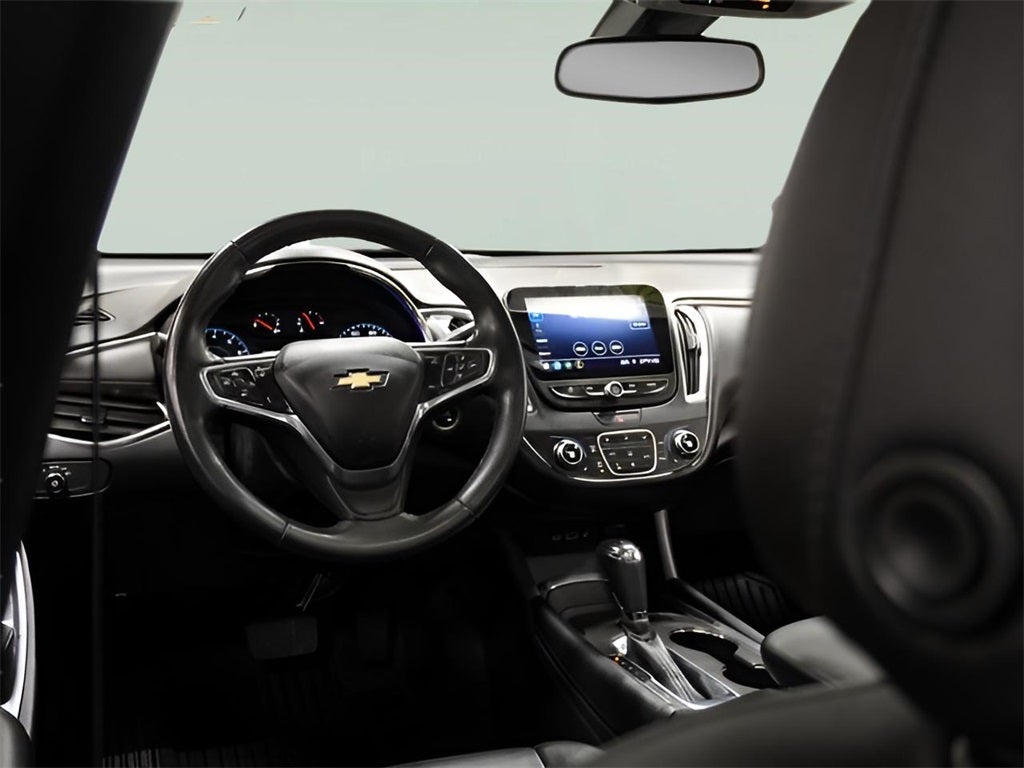 2019 Chevrolet Malibu LT w/ Leather & Sunroof *CarBravo Certified*