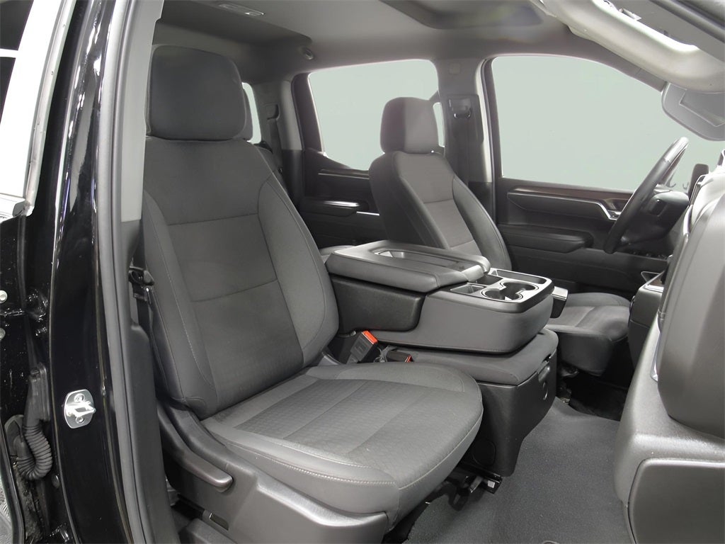 2025 Chevrolet Silverado 1500 LT w/ 22" Wheels *CarBravo Certified*