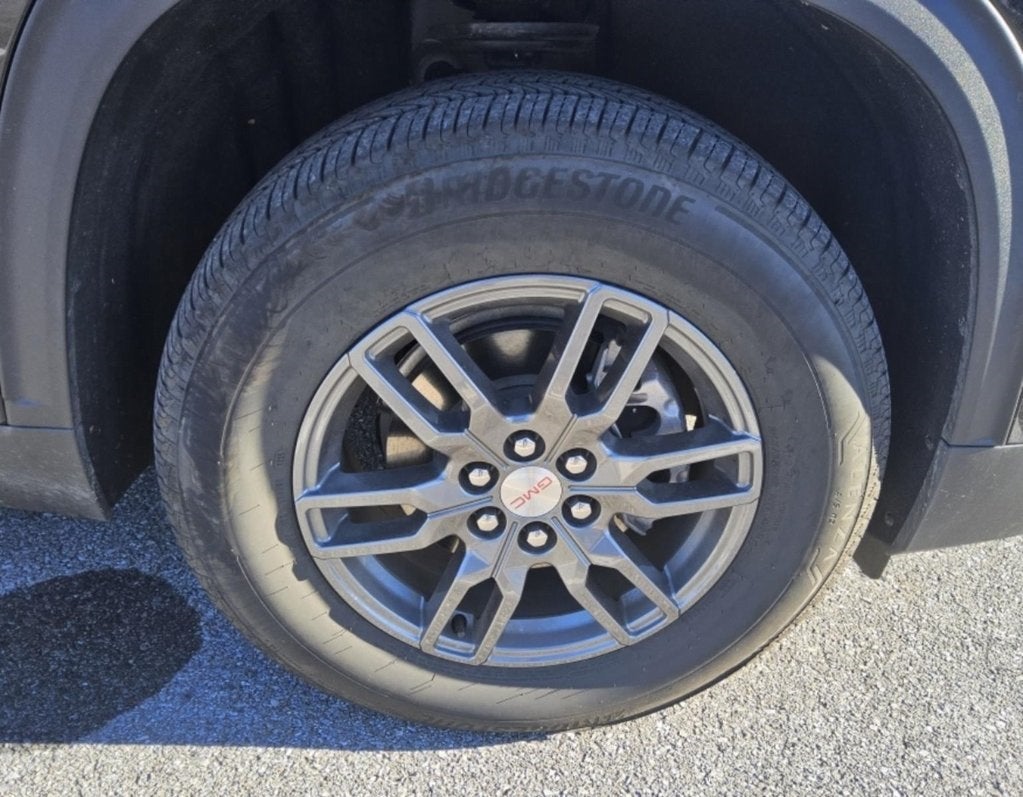 2025 GMC Acadia Elevation CARBRAVO CERTIFIED!