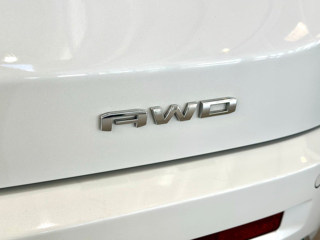 2023 GMC Acadia Denali Ultimate Package