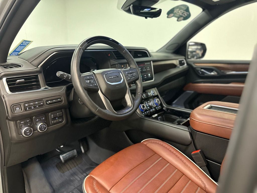 2024 GMC Yukon Denali Ultimate CARBRAVO CERTIFIED