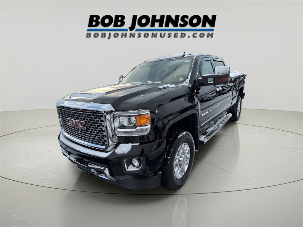 2017 GMC Sierra 2500HD Denali CARBRAVO!