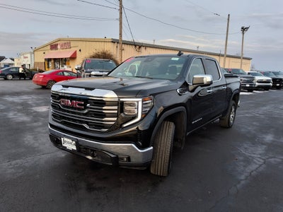 2025 GMC Sierra 1500 SLT Leather W/Heated Power Seats!