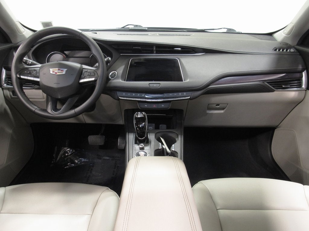 2022 Cadillac XT4 Luxury CARBRAVO CERTIFIED