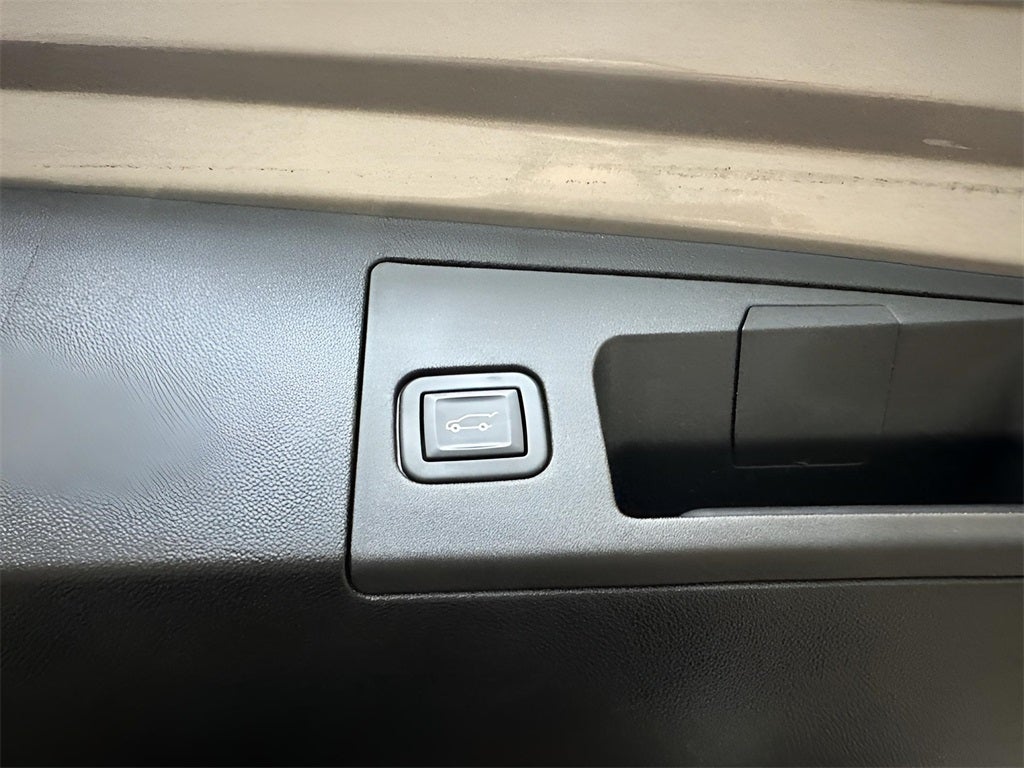 2022 Cadillac XT5 Luxury