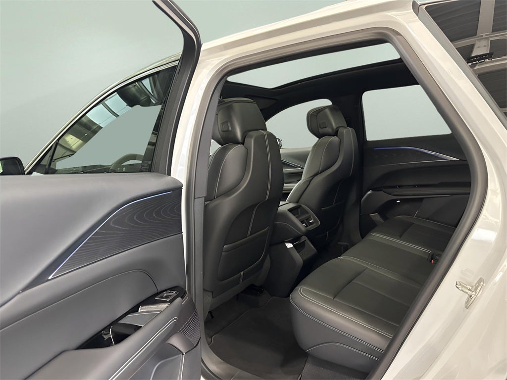 2024 Cadillac LYRIQ Luxury AWD Original MSRP $67,000