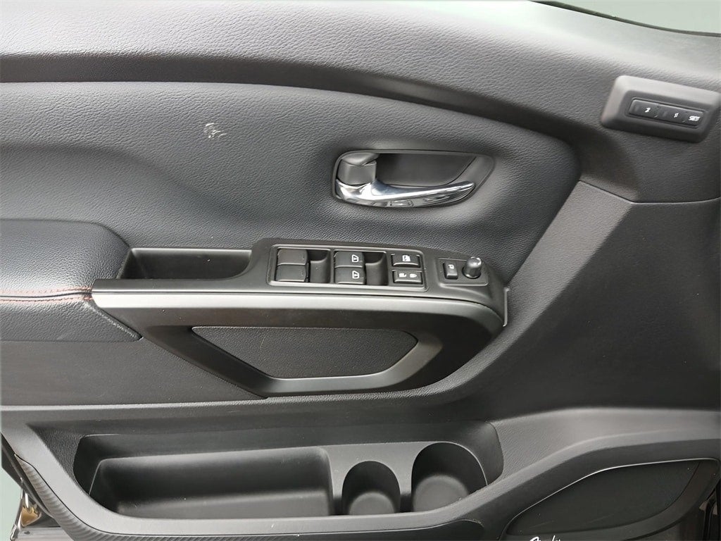 2023 Nissan Titan PRO-4X