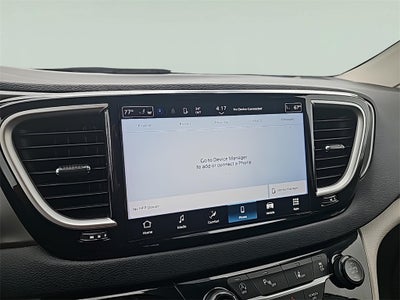 2024 Chrysler Pacifica Touring L Fresh Trade! Remote Start, Power Rear Doors, Power