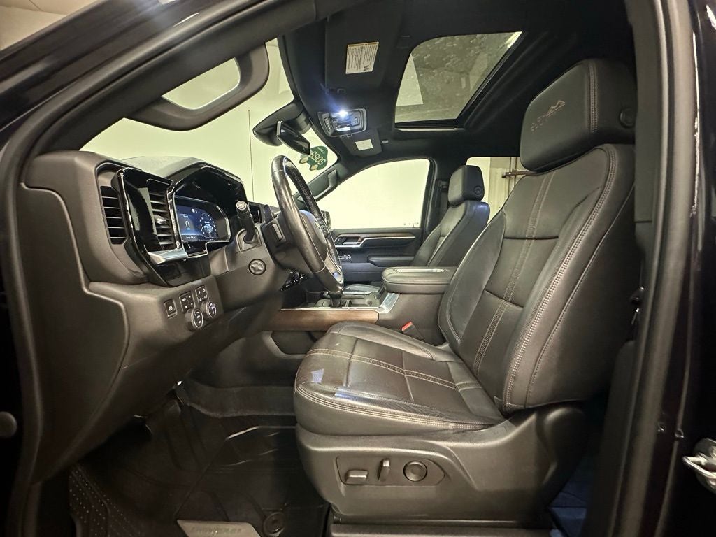 2022 Chevrolet Silverado 1500 High Country CARBRAVO CERTIFIED