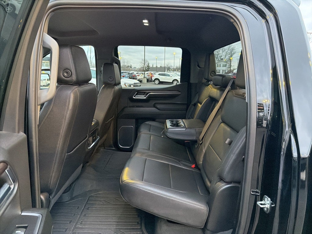 2023 GMC Sierra 1500 SLT CARBRAVO!