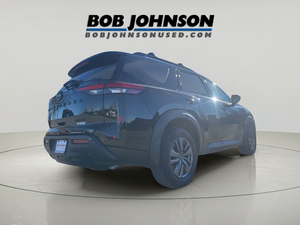 2024 Nissan Pathfinder SV BLACK APPERANCE PACKAGE
