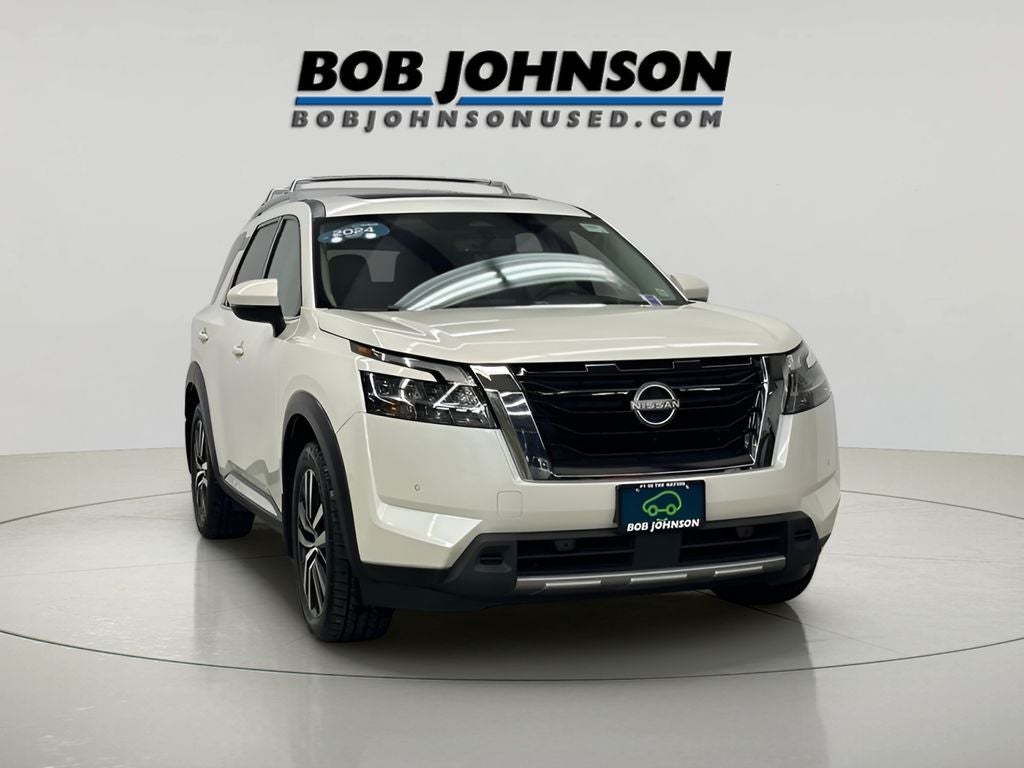 2024 Nissan Pathfinder Platinum CARBRAVO CERTIFIED