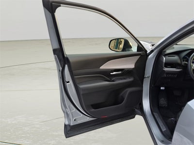 2024 Toyota Grand Highlander Hybrid XLE Leather Heated Seats Power Lif