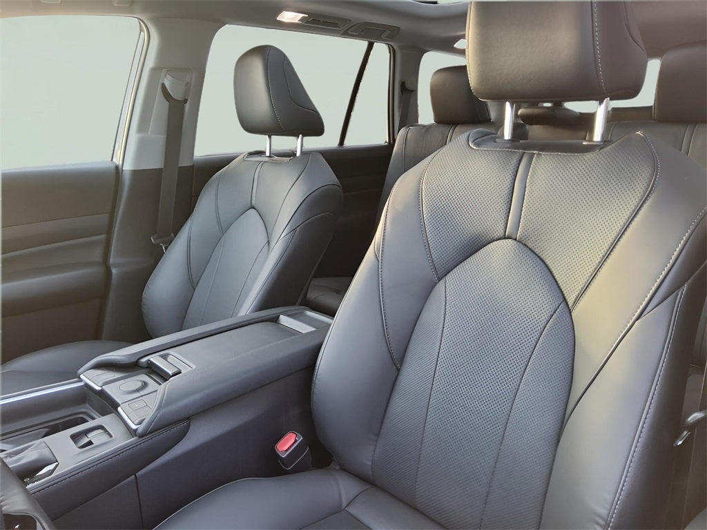 2024 Toyota Grand Highlander Hybrid XLE Leather Heated Seats Power Lif