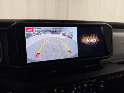 2024 Jeep Wrangler 4-Door Sahara