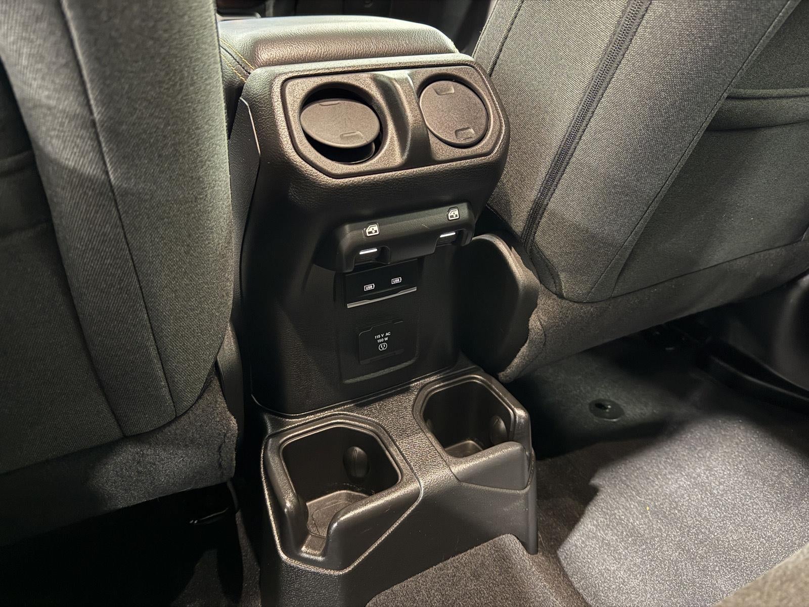 2024 Jeep Wrangler 4-Door Sahara