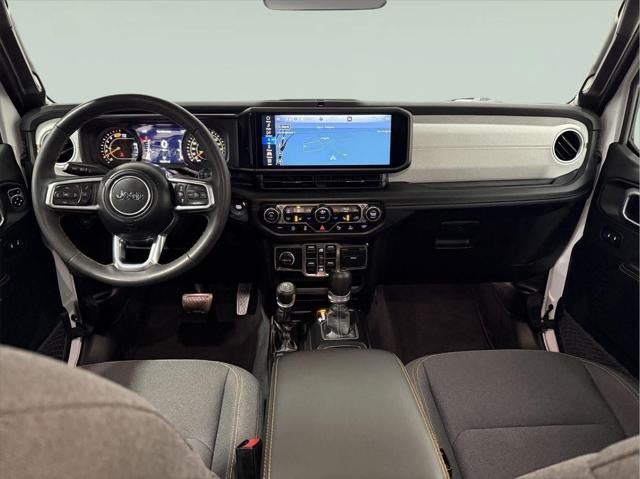 2024 Jeep Wrangler 4-Door Sahara