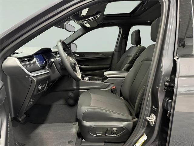 2024 Jeep Grand Cherokee Laredo X 4x4