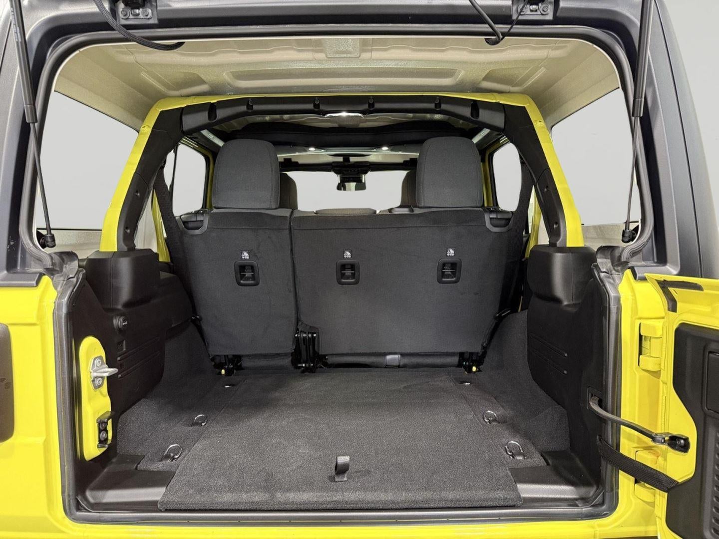 2024 Jeep Wrangler 4-Door Rubicon