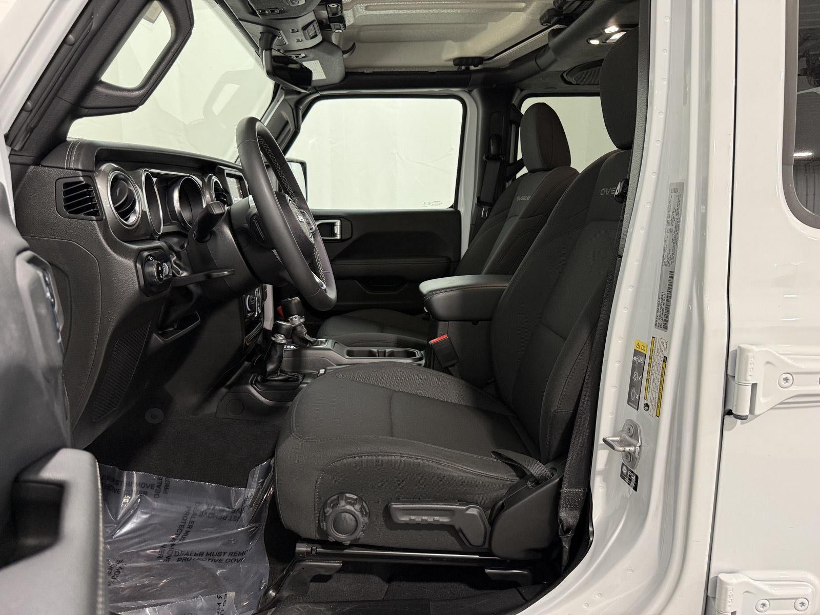 2023 Jeep Gladiator Overland 4x4