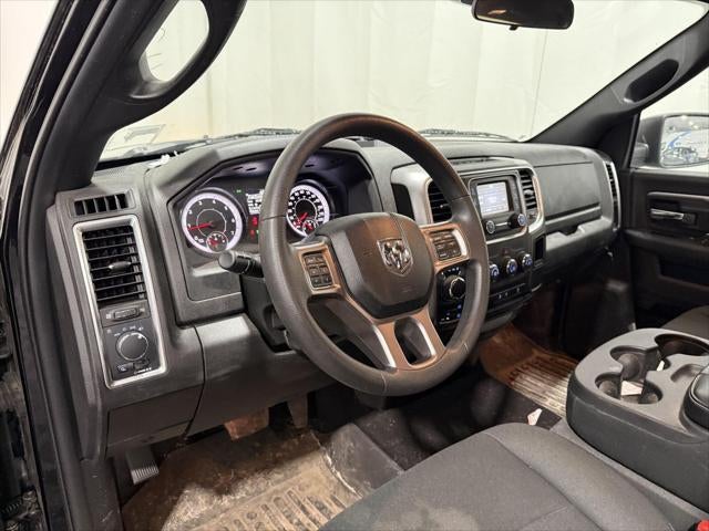 2022 RAM 1500 Classic Warlock Quad Cab 4x4 6'4' Box