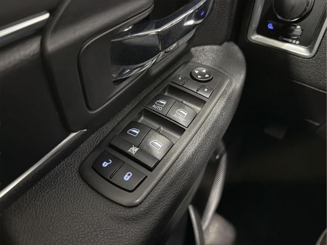 2021 RAM 1500 Classic Warlock Quad Cab 4x4 6'4' Box