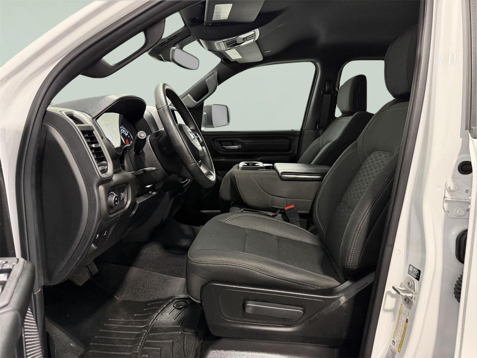 2025 RAM 1500 Tradesman Quad Cab 4x4 6'4' Box