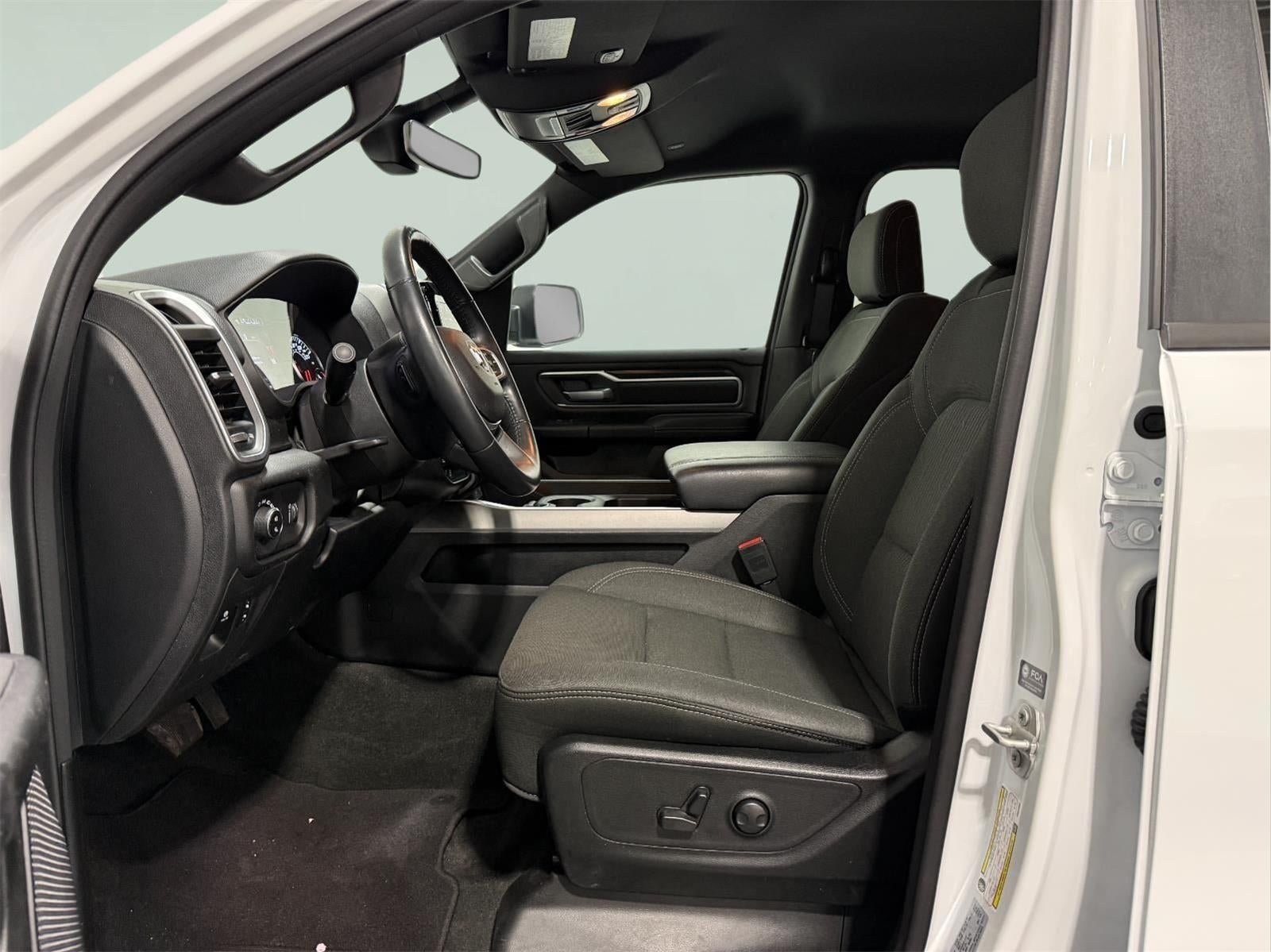 2023 RAM 1500 Big Horn Crew Cab 4x4 5'7' Box