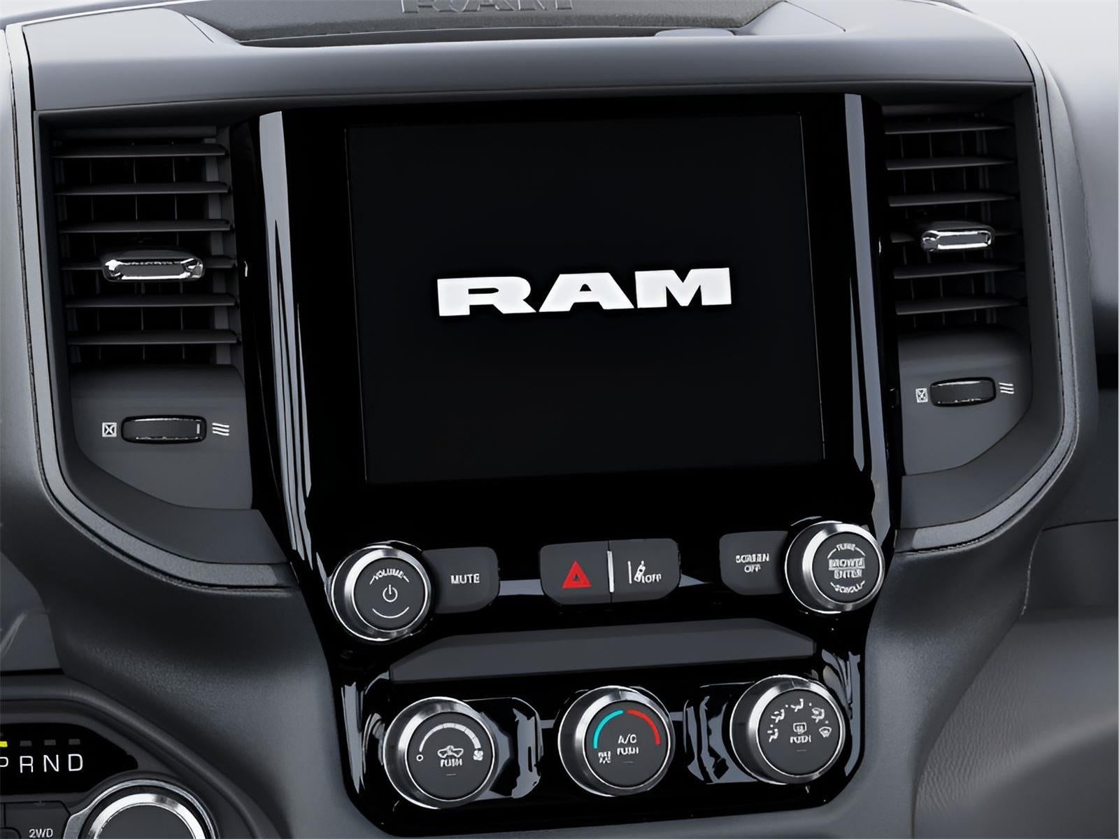 2025 RAM 1500 Tradesman Crew Cab 4x4 5'7' Box