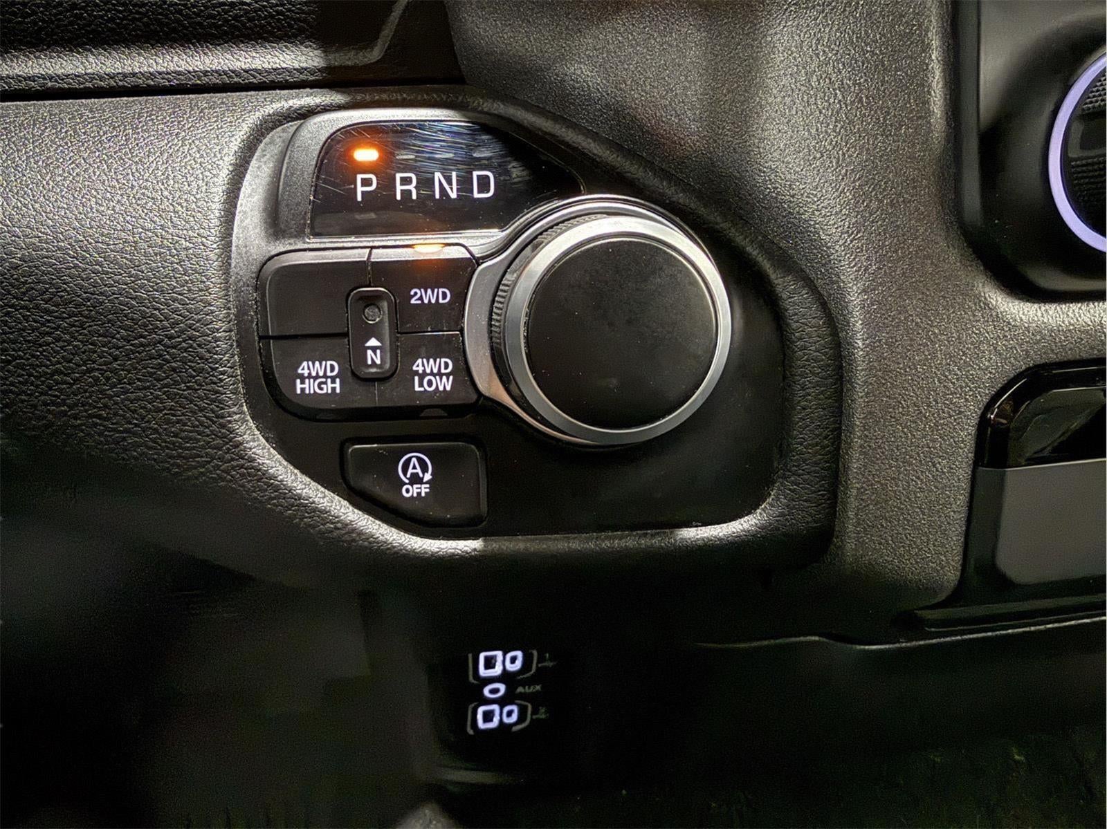 2023 RAM 1500 Tradesman Crew Cab 4x4 5'7' Box