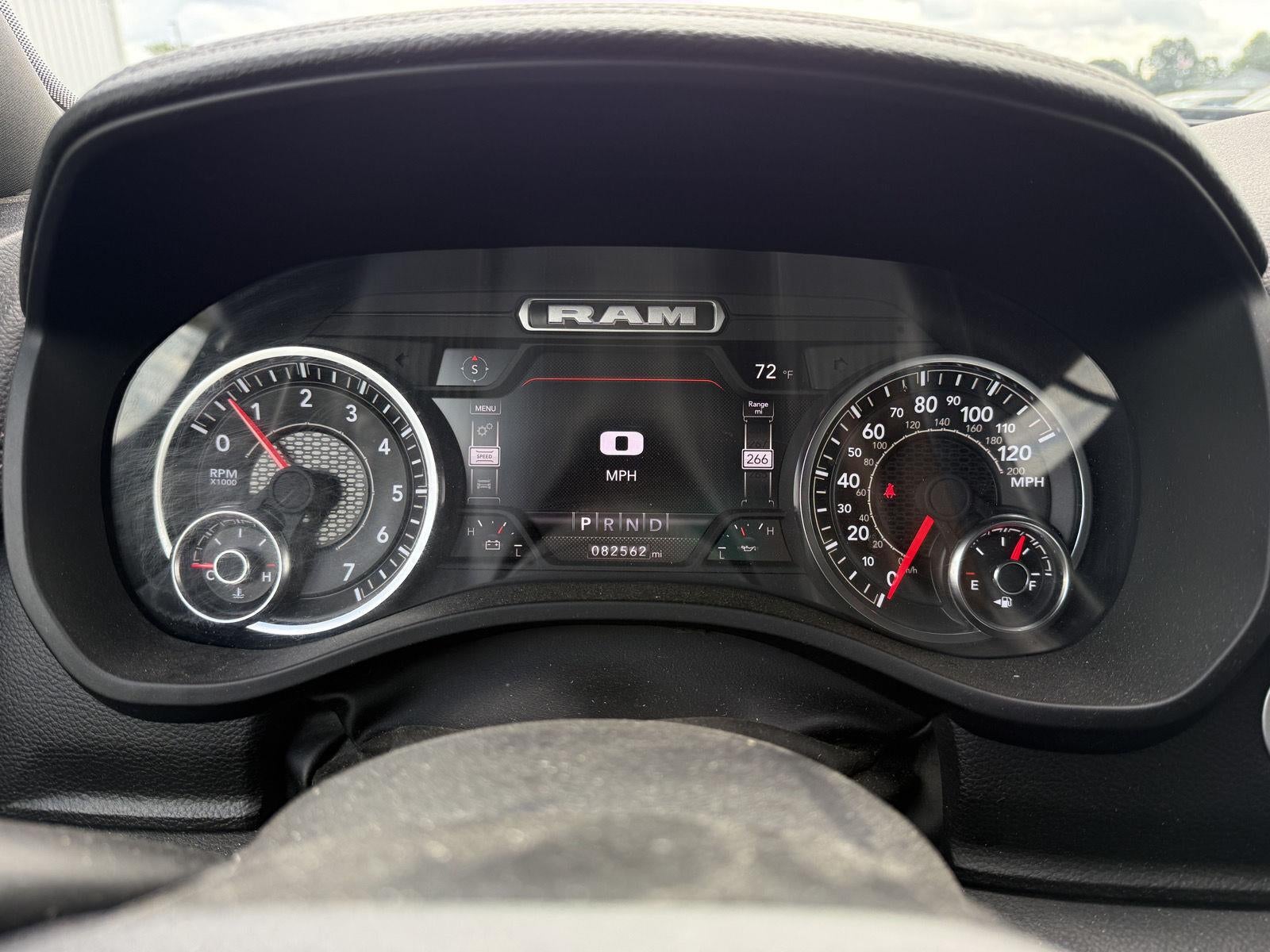 2023 RAM 1500 Laramie Crew Cab 4x4 5'7' Box