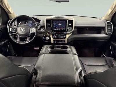 2019 RAM 1500 Laramie Crew Cab 4x4 5'7' Box
