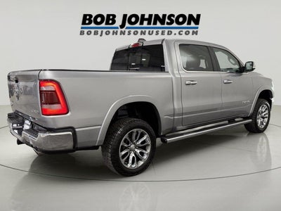 2019 RAM 1500 Laramie Crew Cab 4x4 5'7' Box