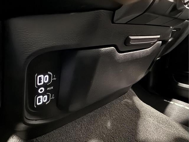 2023 RAM 1500 Big Horn Crew Cab 4x4 6'4' Box