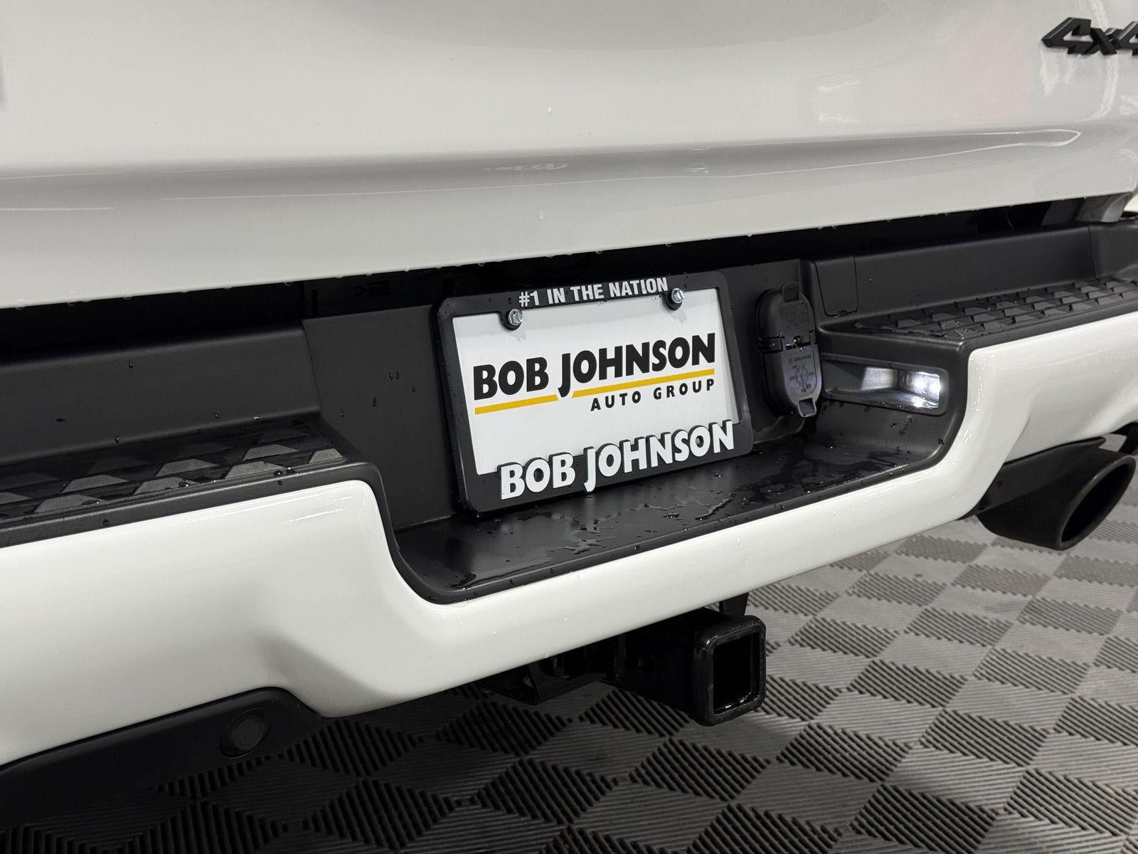 2023 RAM 1500 Laramie Crew Cab 4x4 6'4' Box