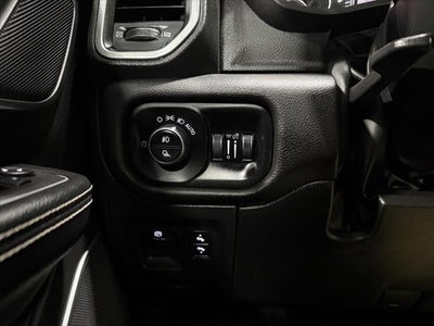 2023 RAM 1500 Laramie Crew Cab 4x4 6'4' Box