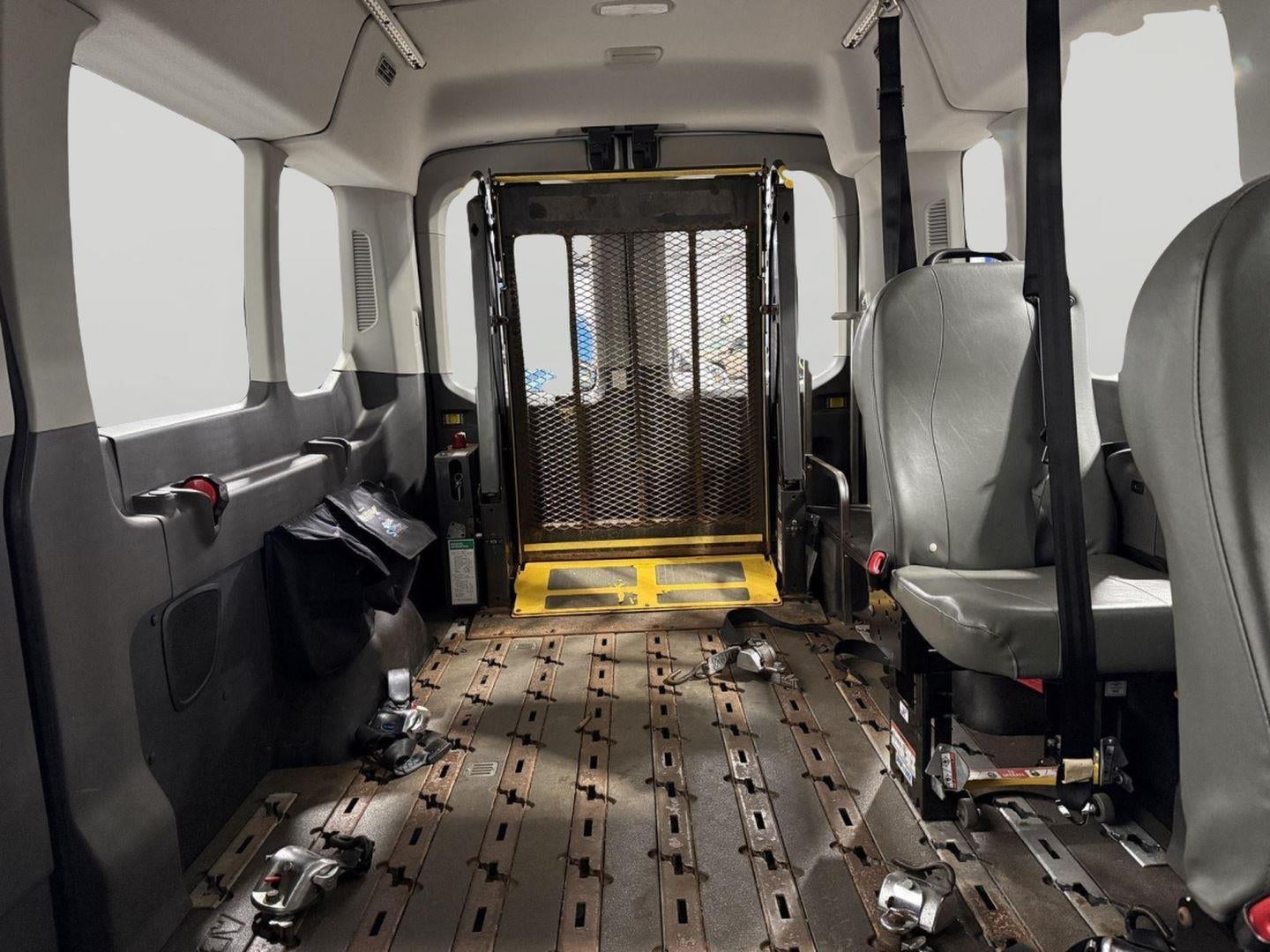 2020 Ford Transit-350 Passenger Van XL