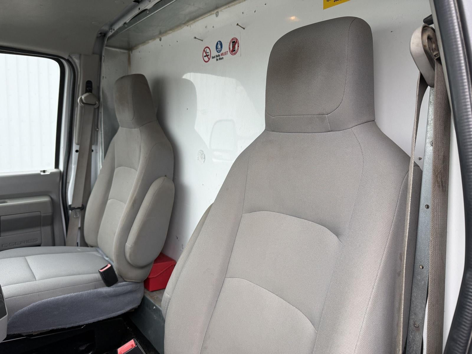 2019 Ford E-450 Cutaway E-450 DRW 158 WB