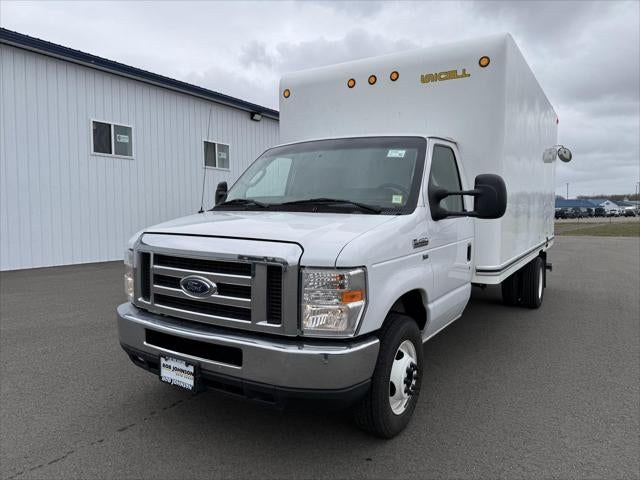2019 Ford E-450 Cutaway E-450 DRW 158 WB