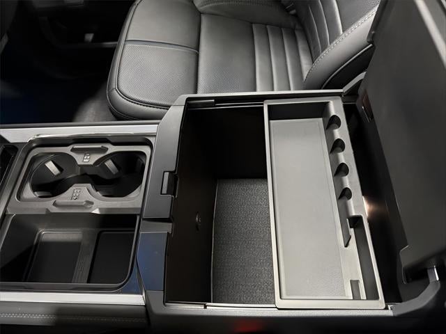 2025 Ford F-250 Platinum