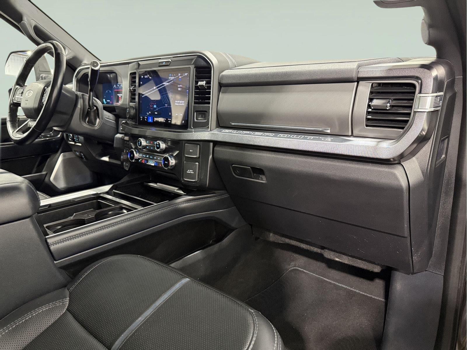 2025 Ford F-250 Platinum