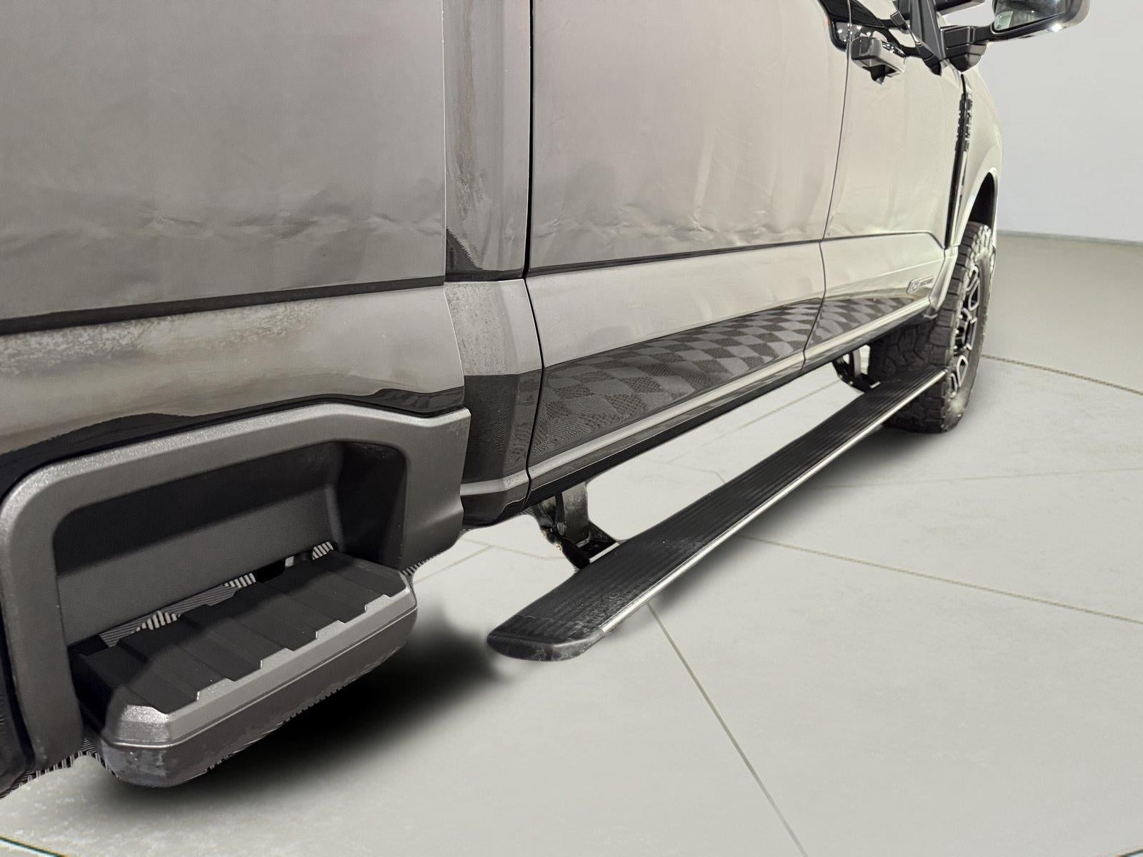 2025 Ford F-250 Platinum